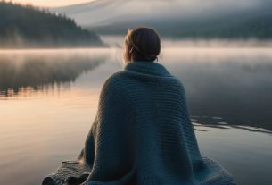 Understanding Solo Polyamory Principles guide.