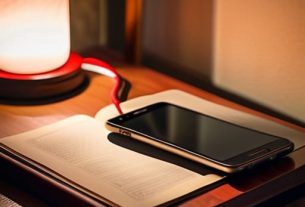 How to back up your data before a phone dies.